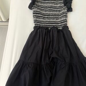 Divided Black and White Casual Dress